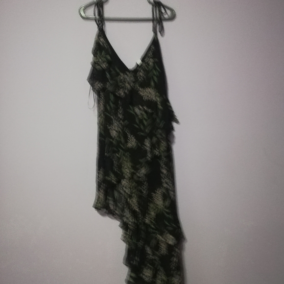 Revamped DRESS NWT - Picture 3 of 7